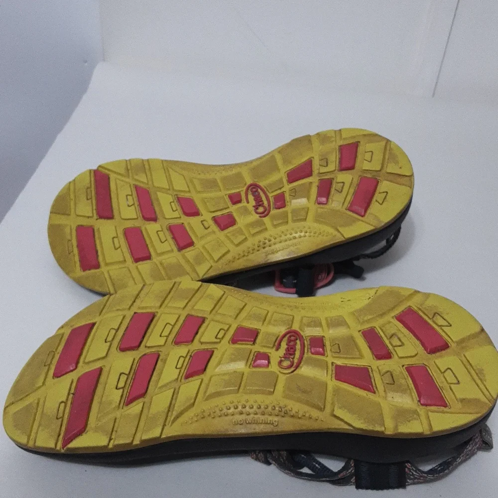 Chaco Girls‎ 4 Strappy Crossover Classic Sandal